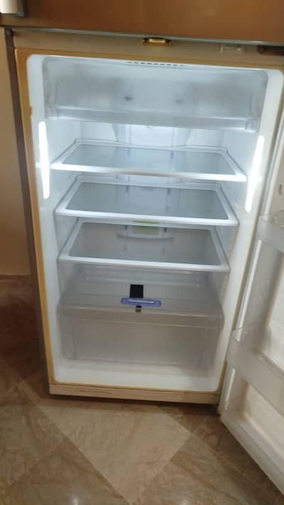 non frost fridge available for sale ( imp)