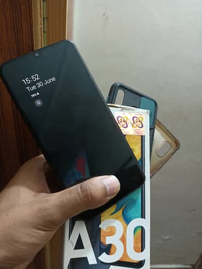 Samsung Mobile A30