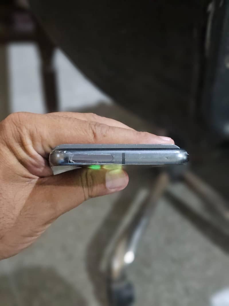 Google Pixel 8 Pro 3