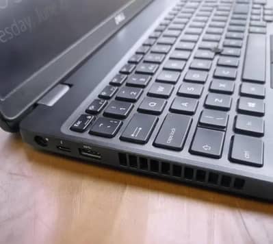 Dell 5501 Core i7 9thGen (H) | 2Gb Nvidia Dedicated GPU