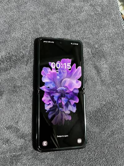 Samsung galaxy z flip 1