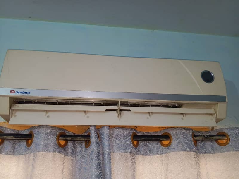 Split AC 1.5 Dawlance 2