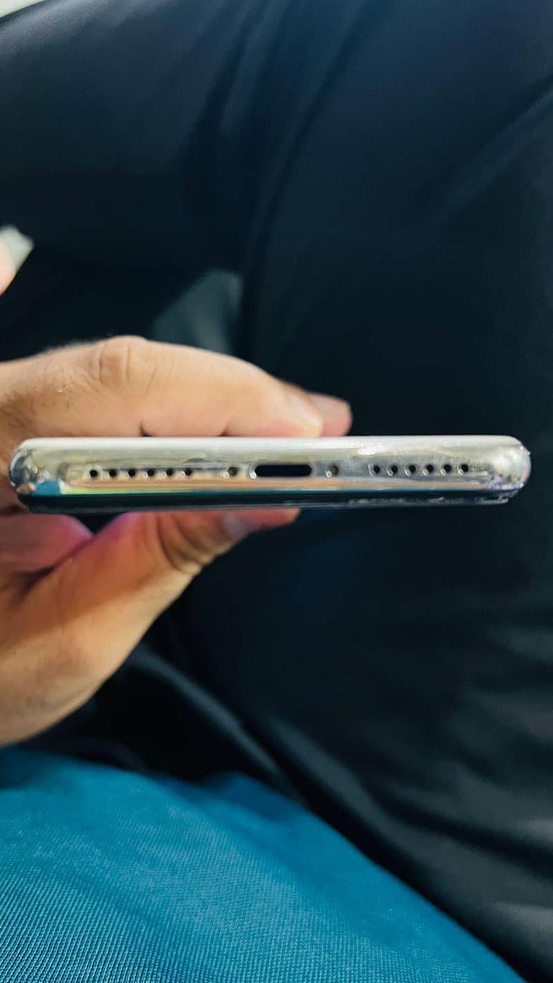 Apple iPhone X 7