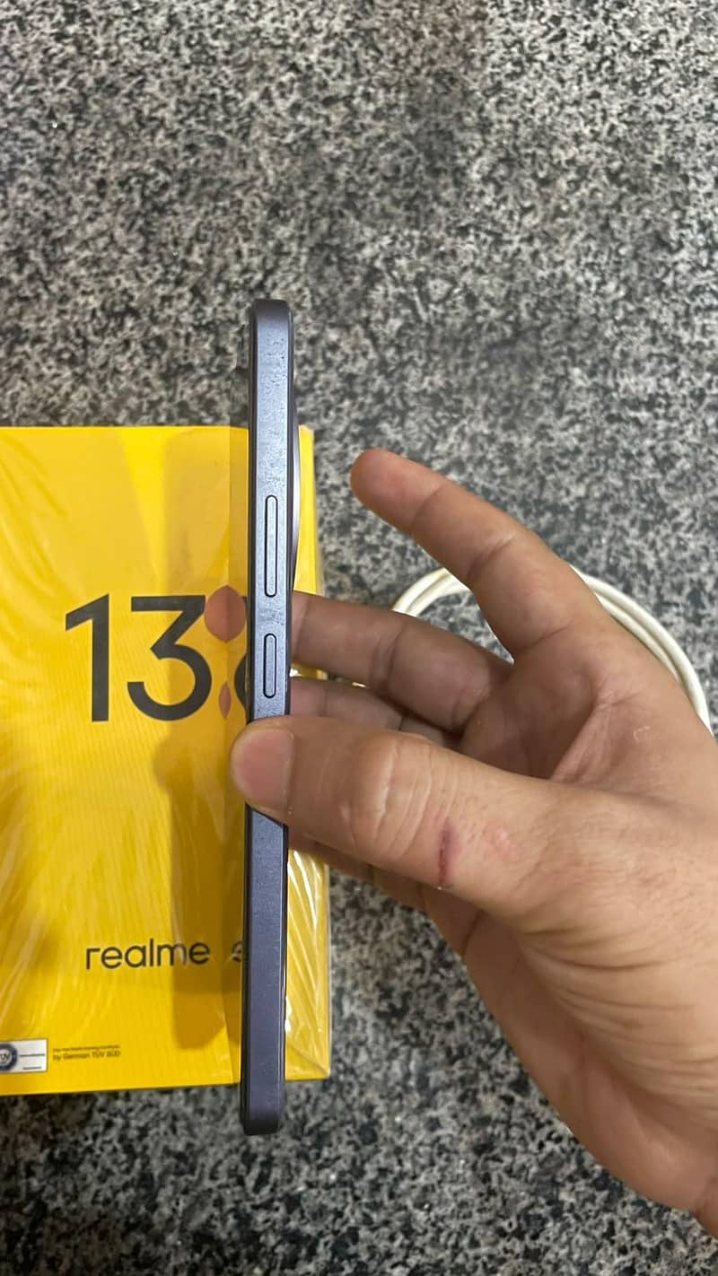 Realme 13 Plus 2