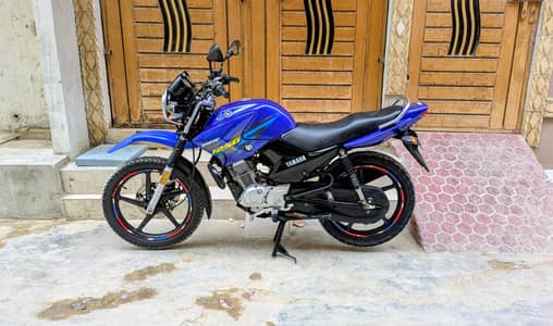 Yamaha ybr g