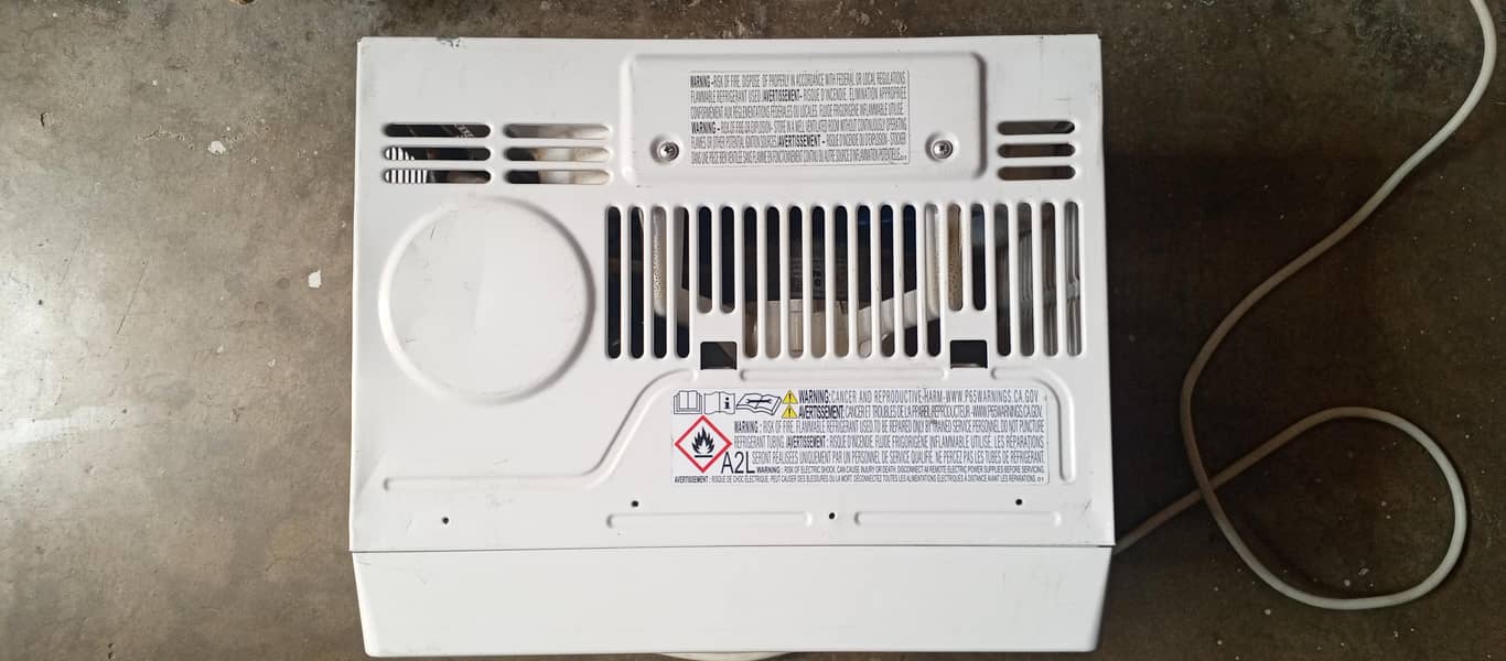 midea window AC 1