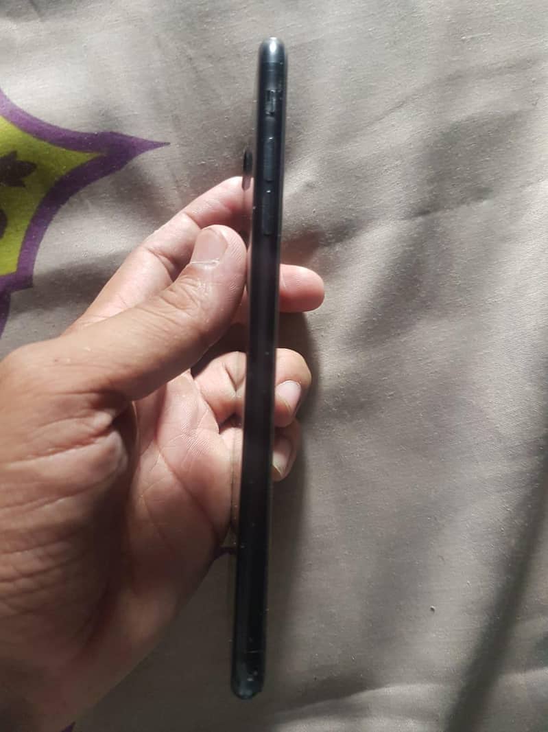 Apple iPhone 7 Plus 3