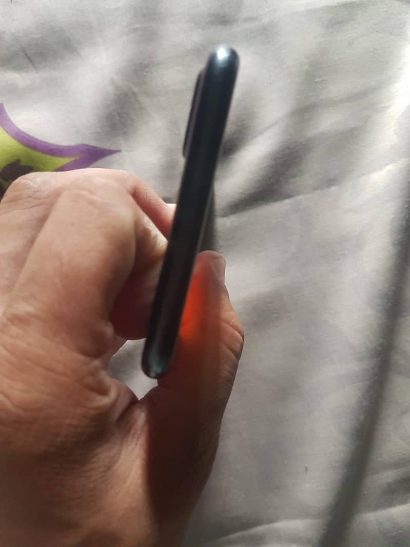 Apple iPhone 7 Plus 5