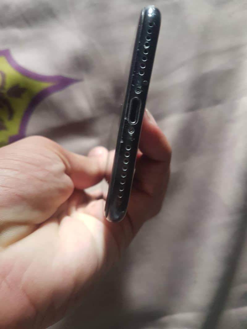 Apple iPhone 7 Plus 6