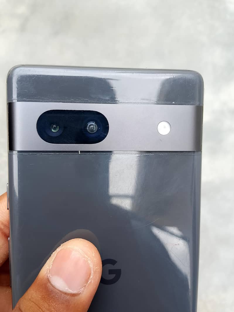 Google Pixel 7a 5