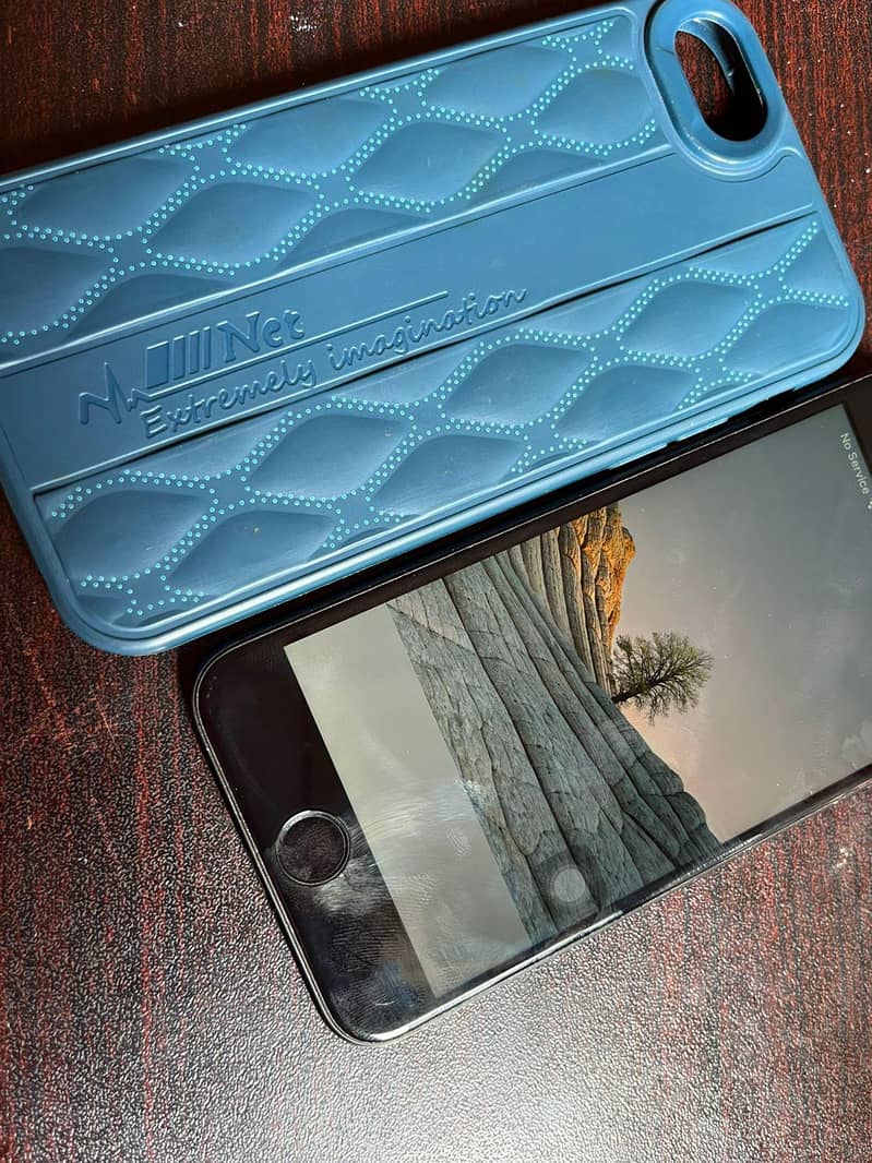 Apple iPhone 7 5