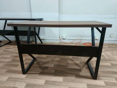 Executive table