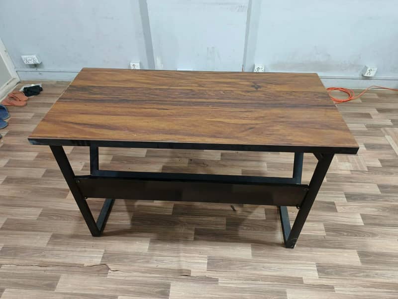 Executive table 3