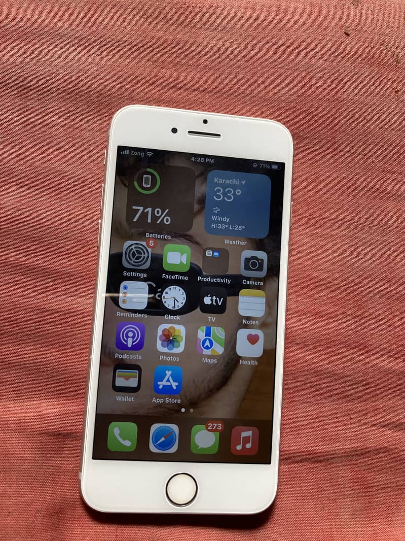 Apple iPhone 7 4