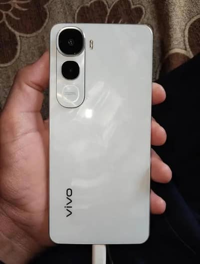 Vivo Y400