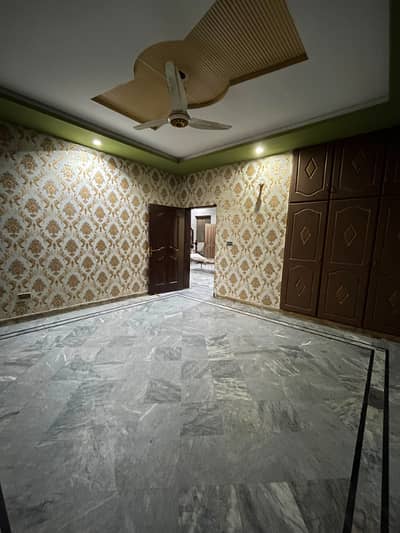 11 Marla Upper Portion For Rent