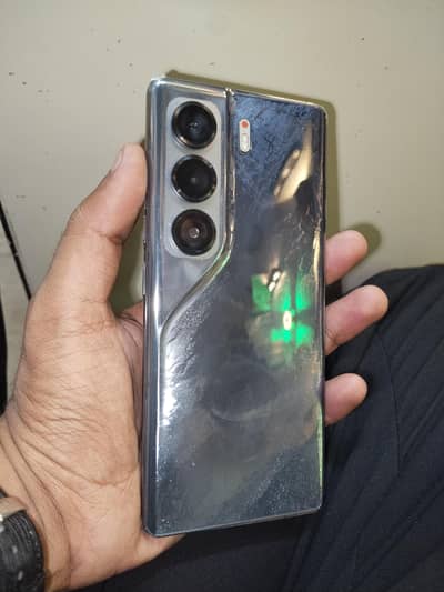 Tecno CAMON 40 Pro