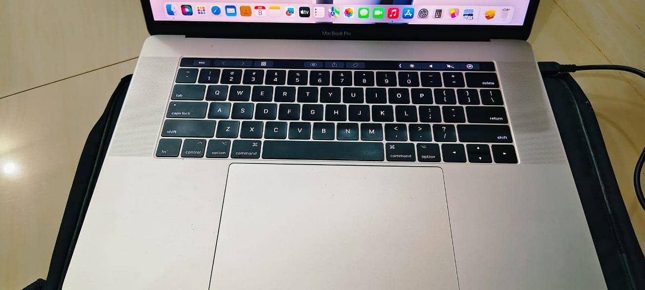macbook pro 2