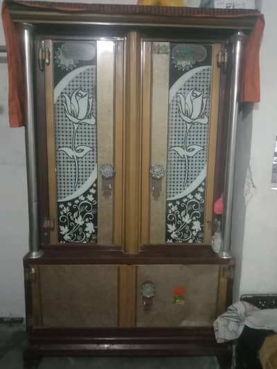 tow door safe almari 1 year used urgent sale