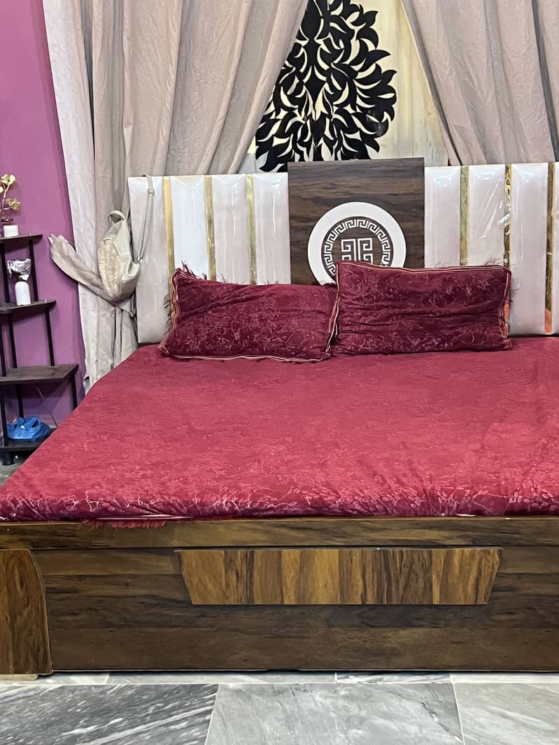 Bed room set 8