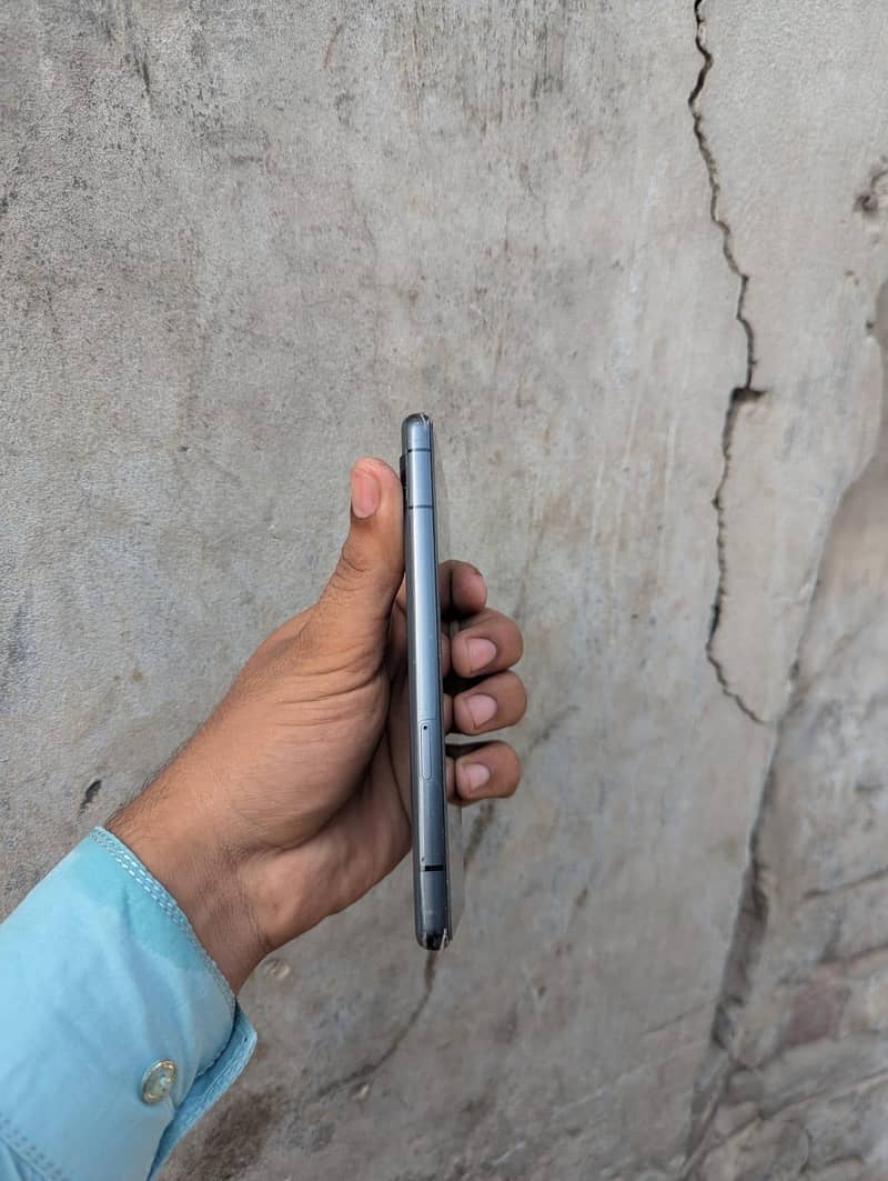 Google Pixel 7a 2