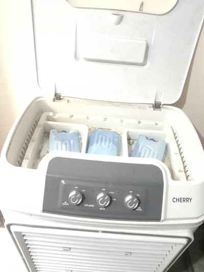 Cherry Room Aircolar CR-4200-Excelent cooling and top ice box for sele