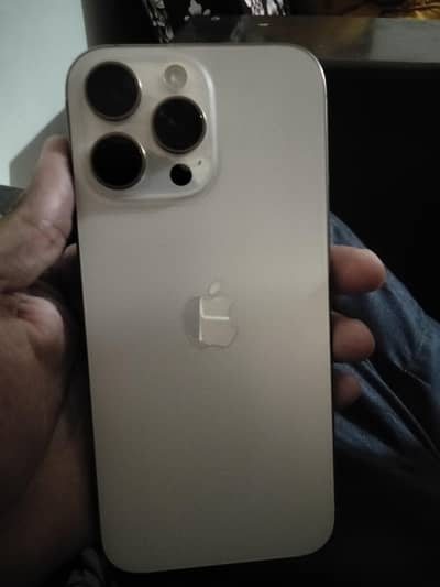 Apple iPhone 16 Pro Max
