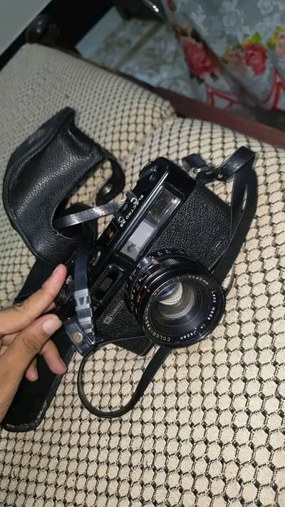 Yashica Elactro 35