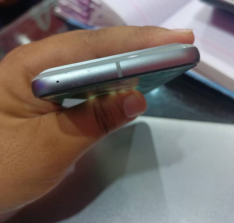 Google Pixel 8 1