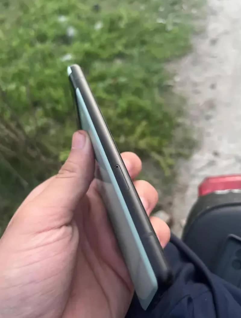 Google Pixel 6a 4