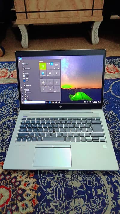 Hp Elite Book fOr sale In Mint 10/10 Condition One Hand Use