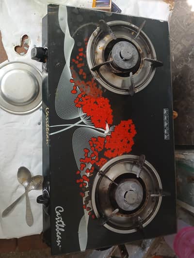 Glass Top  Automatic Stove For Sale in Very Good Condition