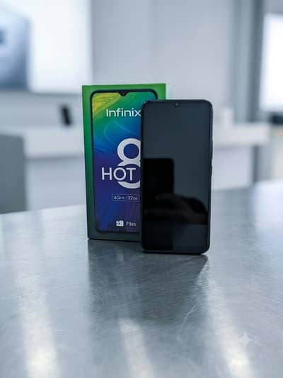 Infinix Hot 8