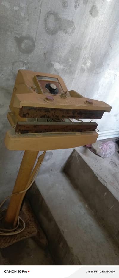 Heat Sealing Machine (پلاسٹک بیگ سیل کرنے والی مشین)