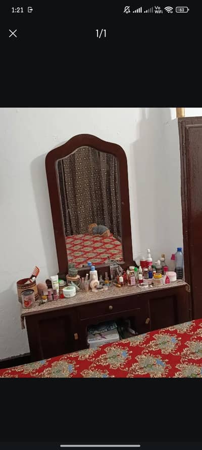 Dresser / Dressing table