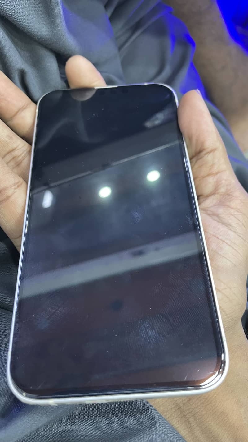 Apple iPhone 13 3