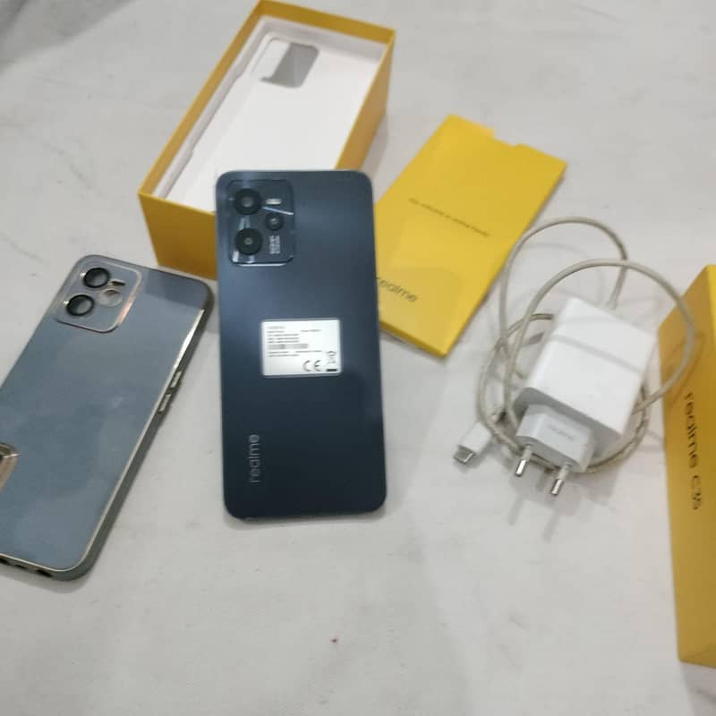 Realme C35 7