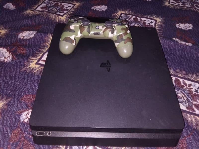 play station 4 slim 0