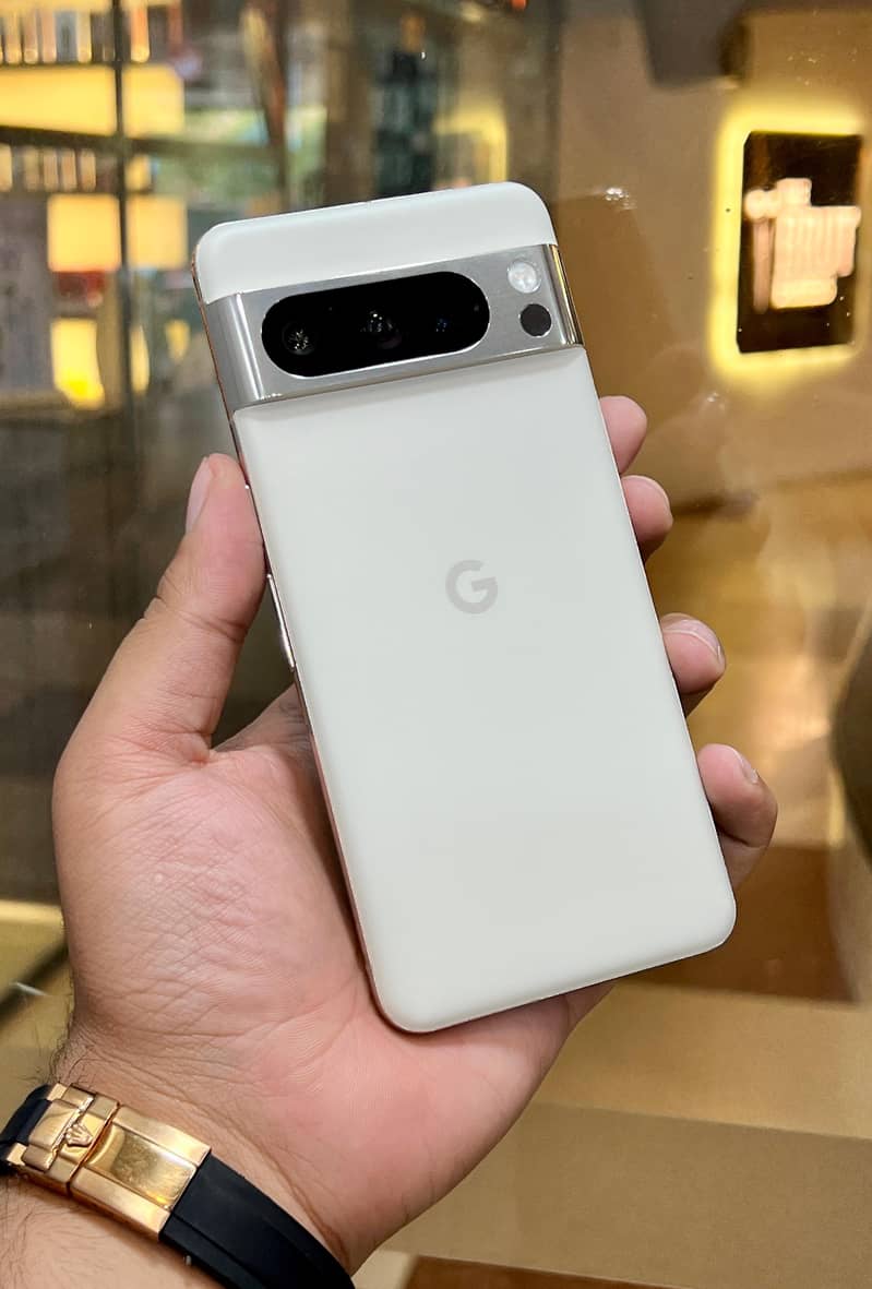 Google Pixel 8 Pro 1