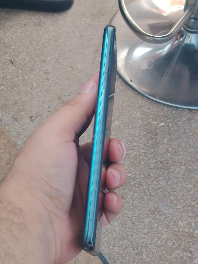 One Plus 9 Pro 6