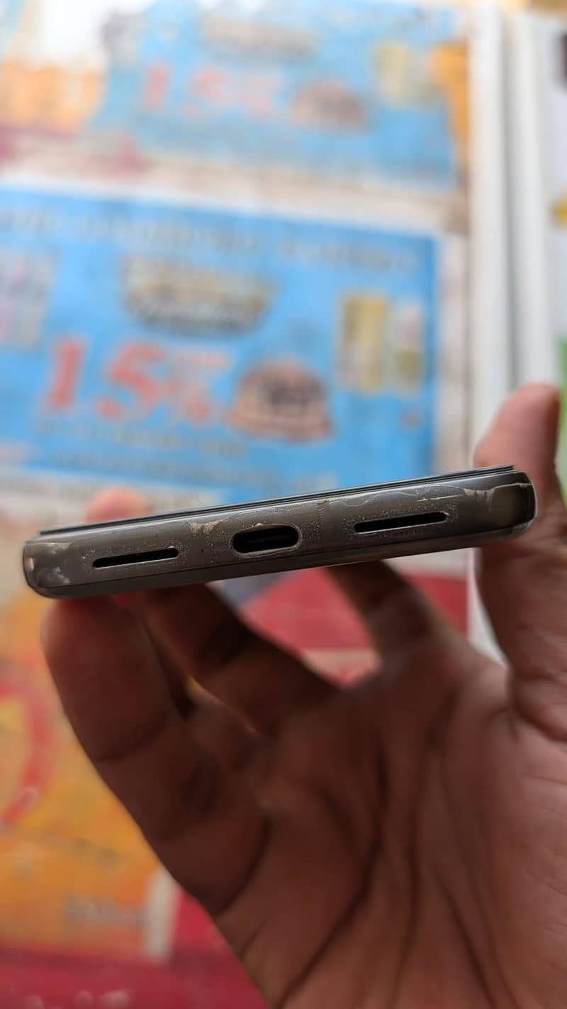Google Pixel 8 2