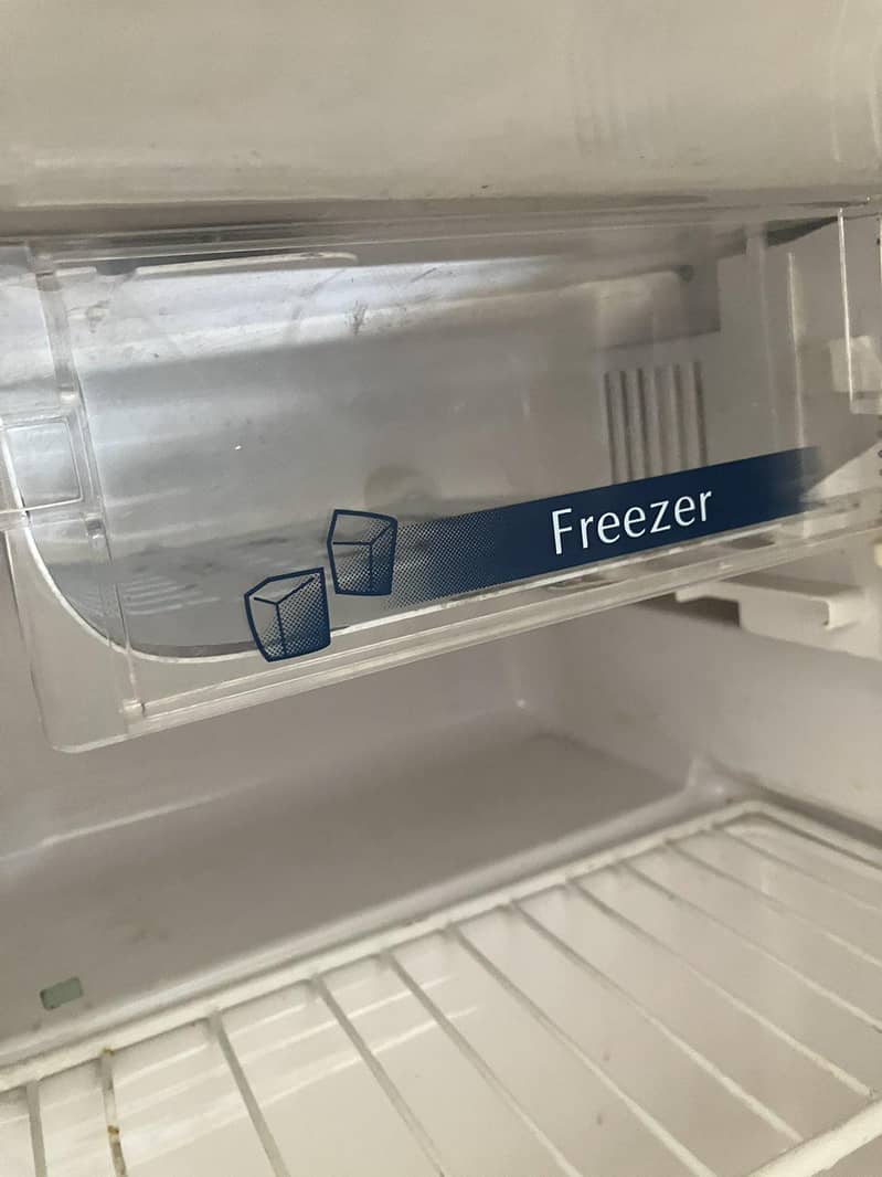 SMALL FREEZER 1