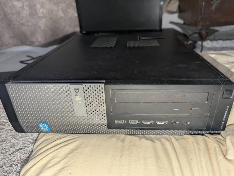 CORE I5 3RD GEN with LCD 0