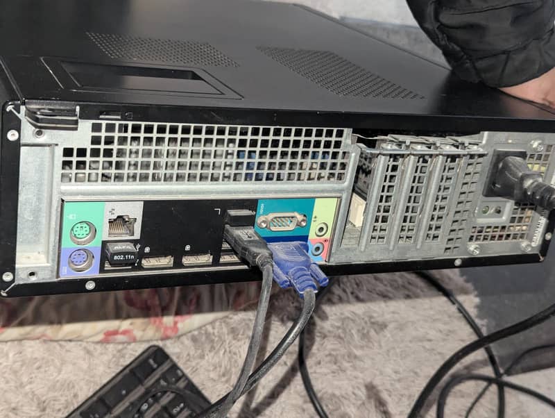 CORE I5 3RD GEN with LCD 5