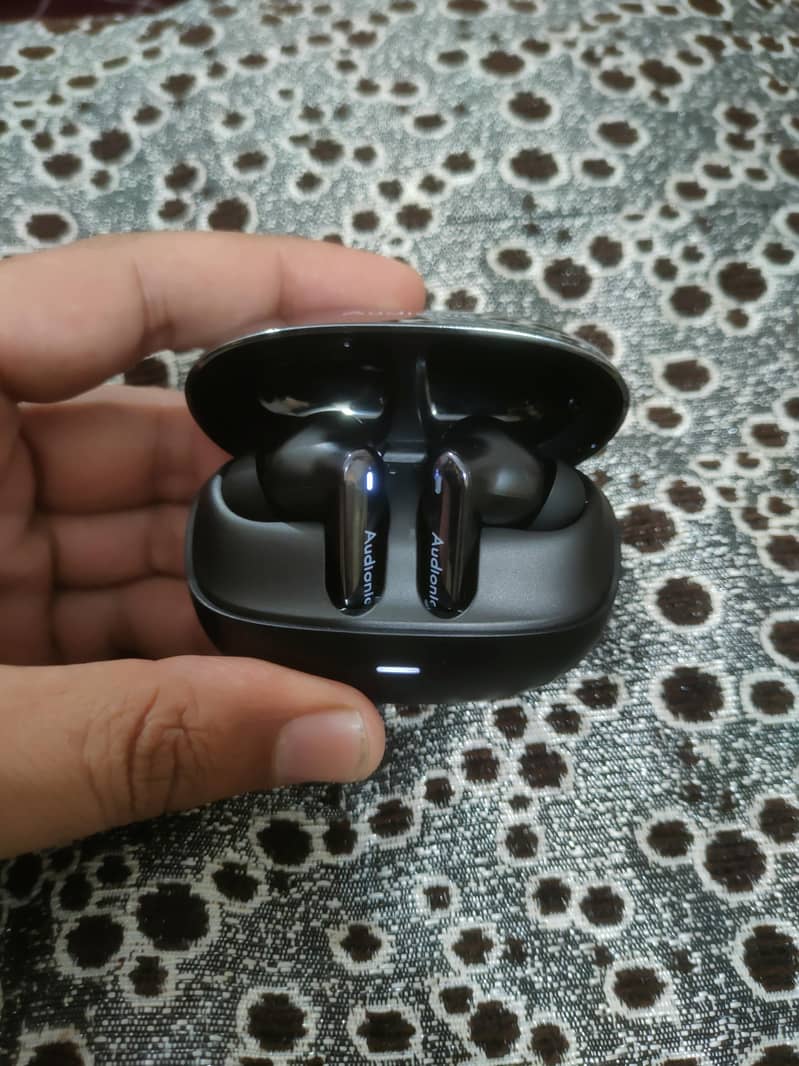 Audionic 815 2