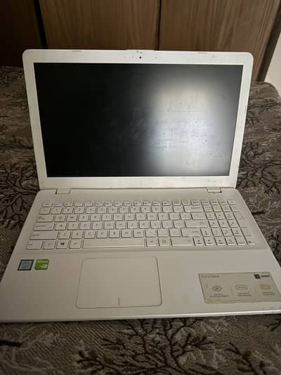 Asus 8th Generation Core i7 Laptop