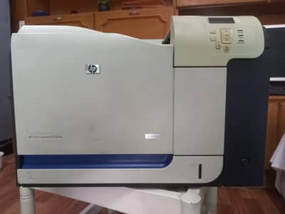 Hp Colorlaser jet CP 3525