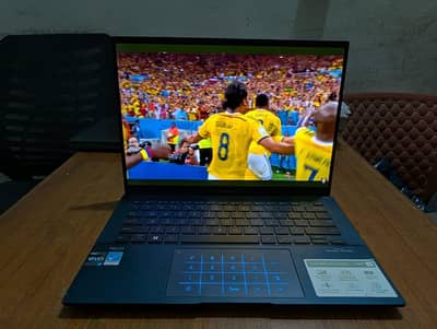 SLIDE USED LAPTOPS 32 RAM 1 TB SSD TOUCH SCREEN QLED 90 HZ