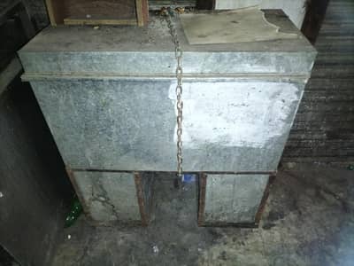 Bike Supply Box peti for sale in good condition