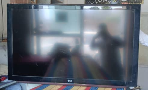 lG LCD 47inch